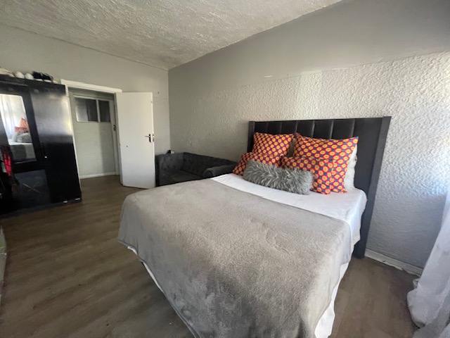 2 Bedroom Property for Sale in Quigney Eastern Cape